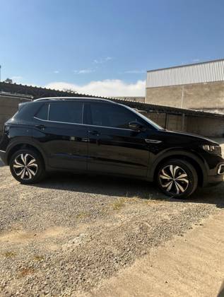 VOLKSWAGEN T-CROSS 1.4 250 TSI TOTAL FLEX HIGHLINE AUTOMÁTICO